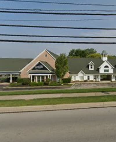 Avon Chiropractic Center: Berki George D DC